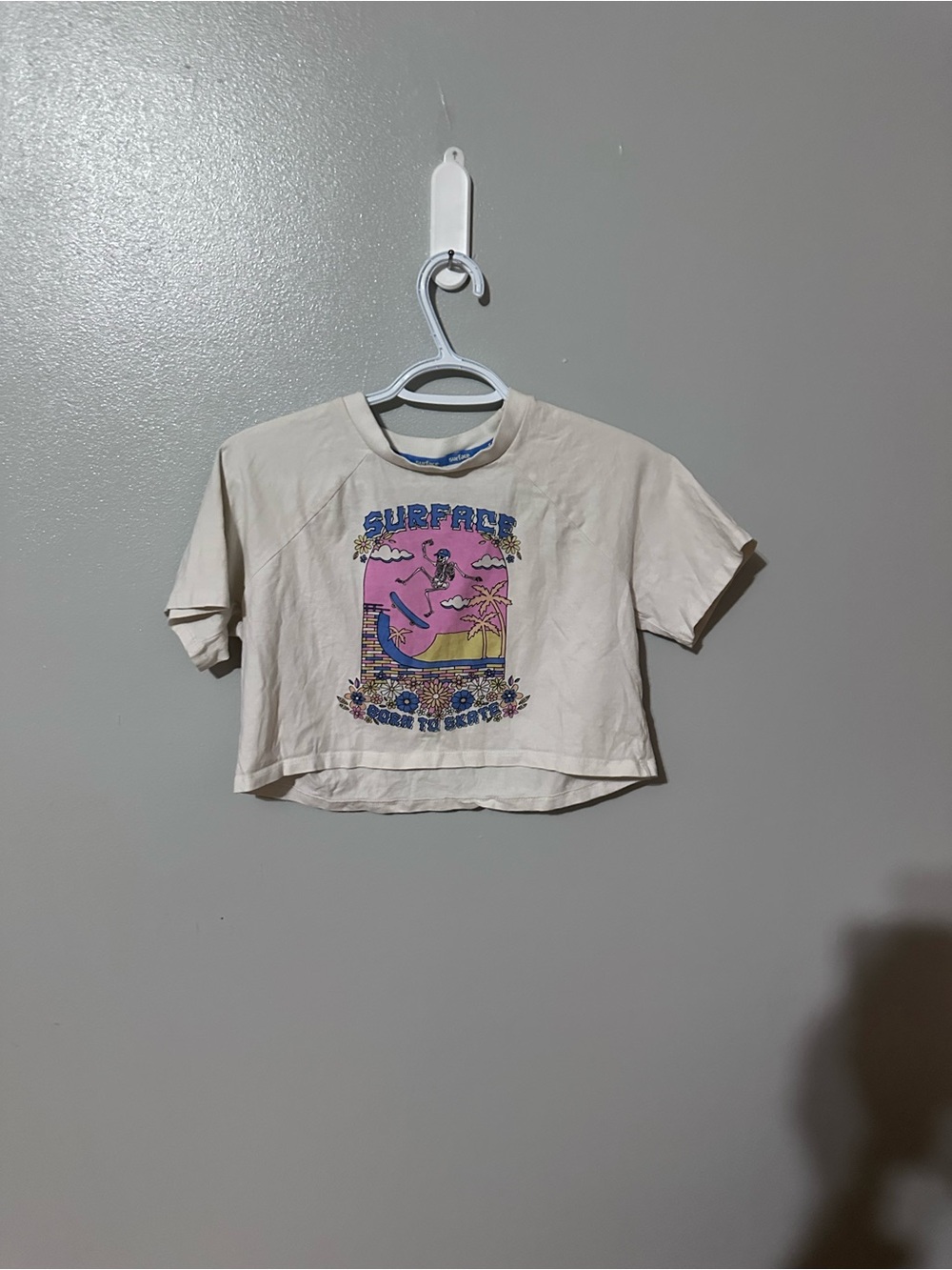 Girls' Cream Surf Graphic Cropped Tee
